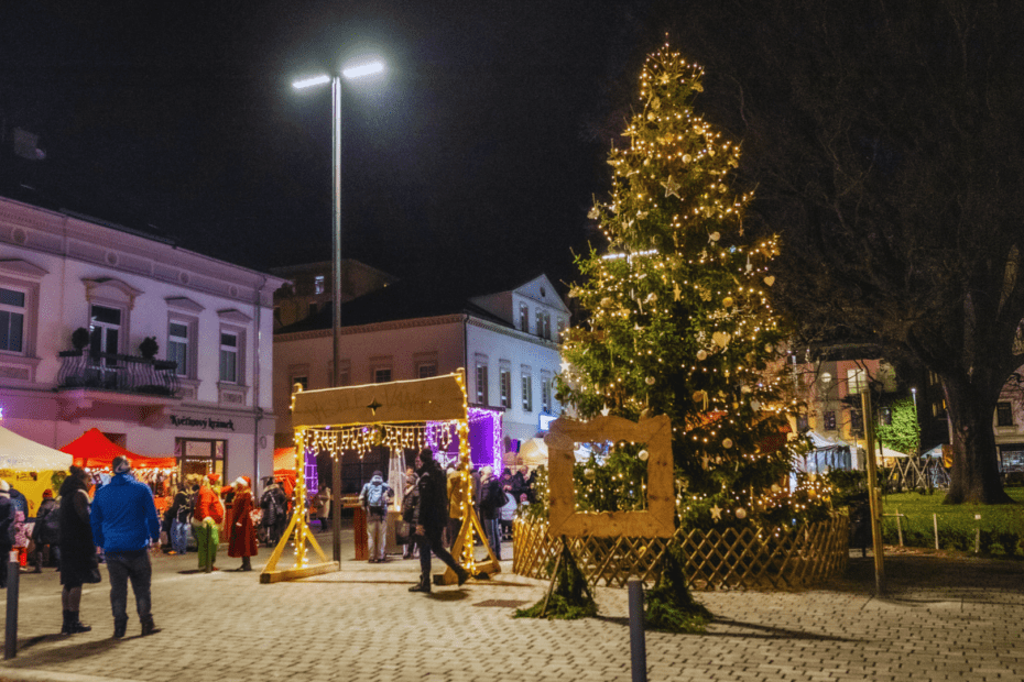 vanoce v cesku vanocni trhy v decine 2025